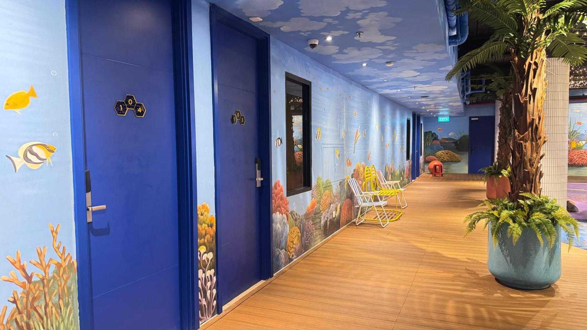 Yellow Bee Resort Cililitan Jakarta Exterior foto